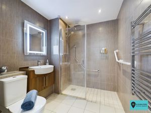 En Suite Bathroom- click for photo gallery
